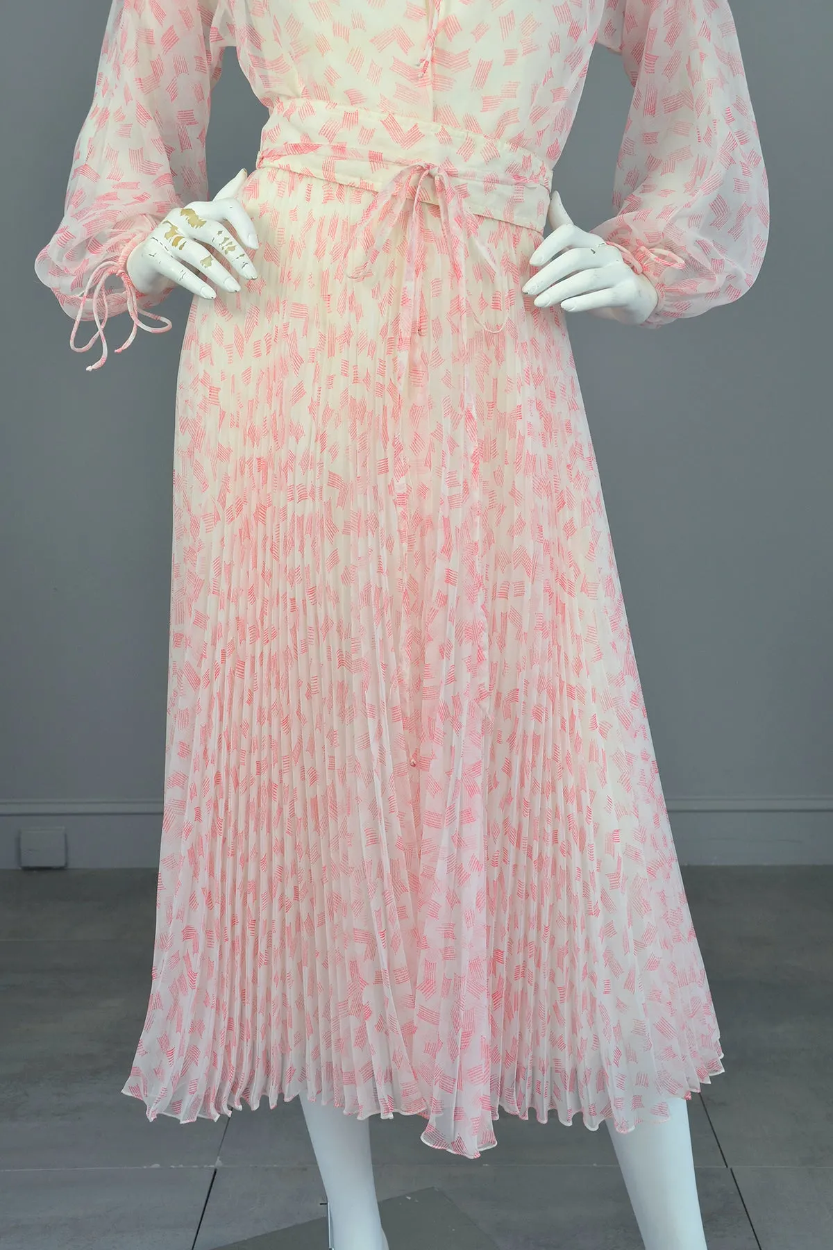 1970s Vintage Albert Capraro Poly Chiffon Retro Ruffles Pleats Peasant Dress