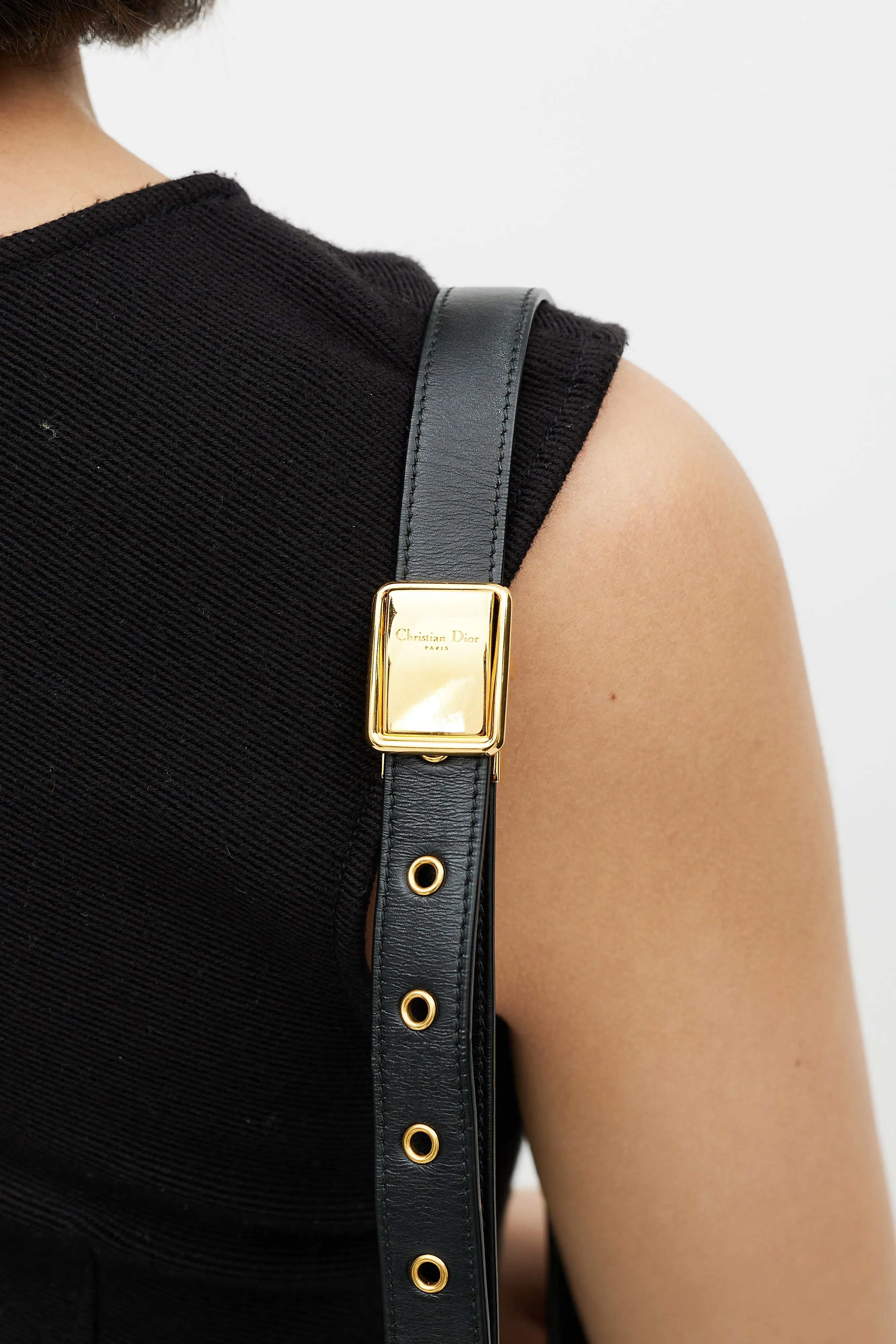 2019 Black Leather Small 30 Montaigne Shoulder Bag