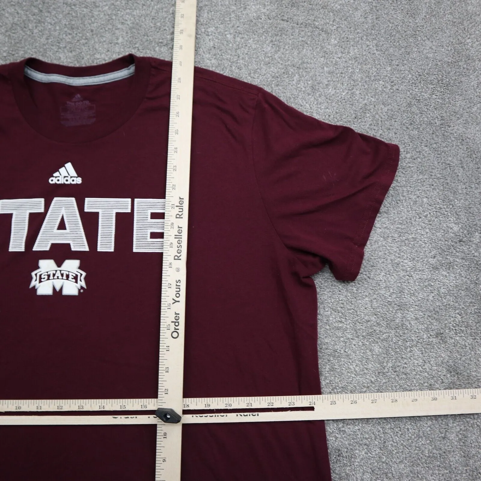 Adidas Mens Graphics State T Shirt Short Sleeves Round Neck Maroon Size 2XL