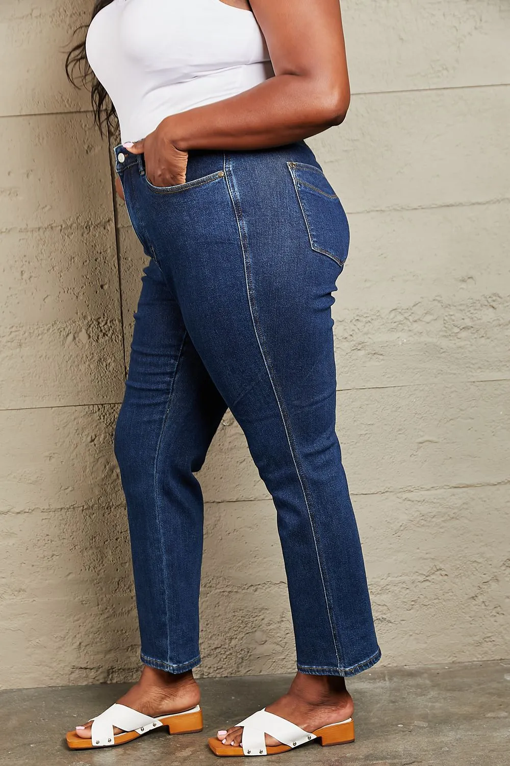 Judy Blue, High Waist Tummy Control Classic Straight Denim Jeans, 88575