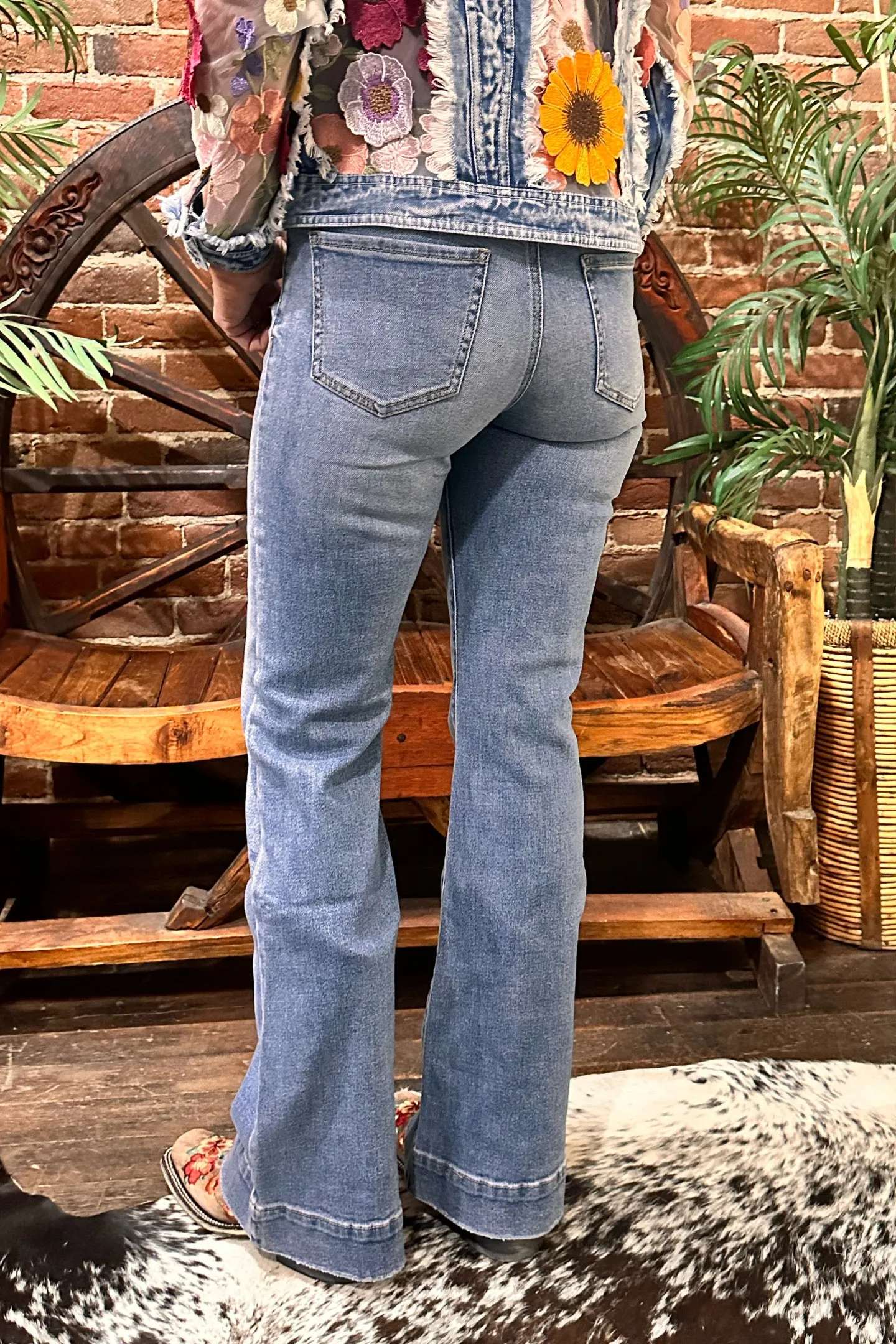 Kait Mid Rise Flare by JAG Jeans