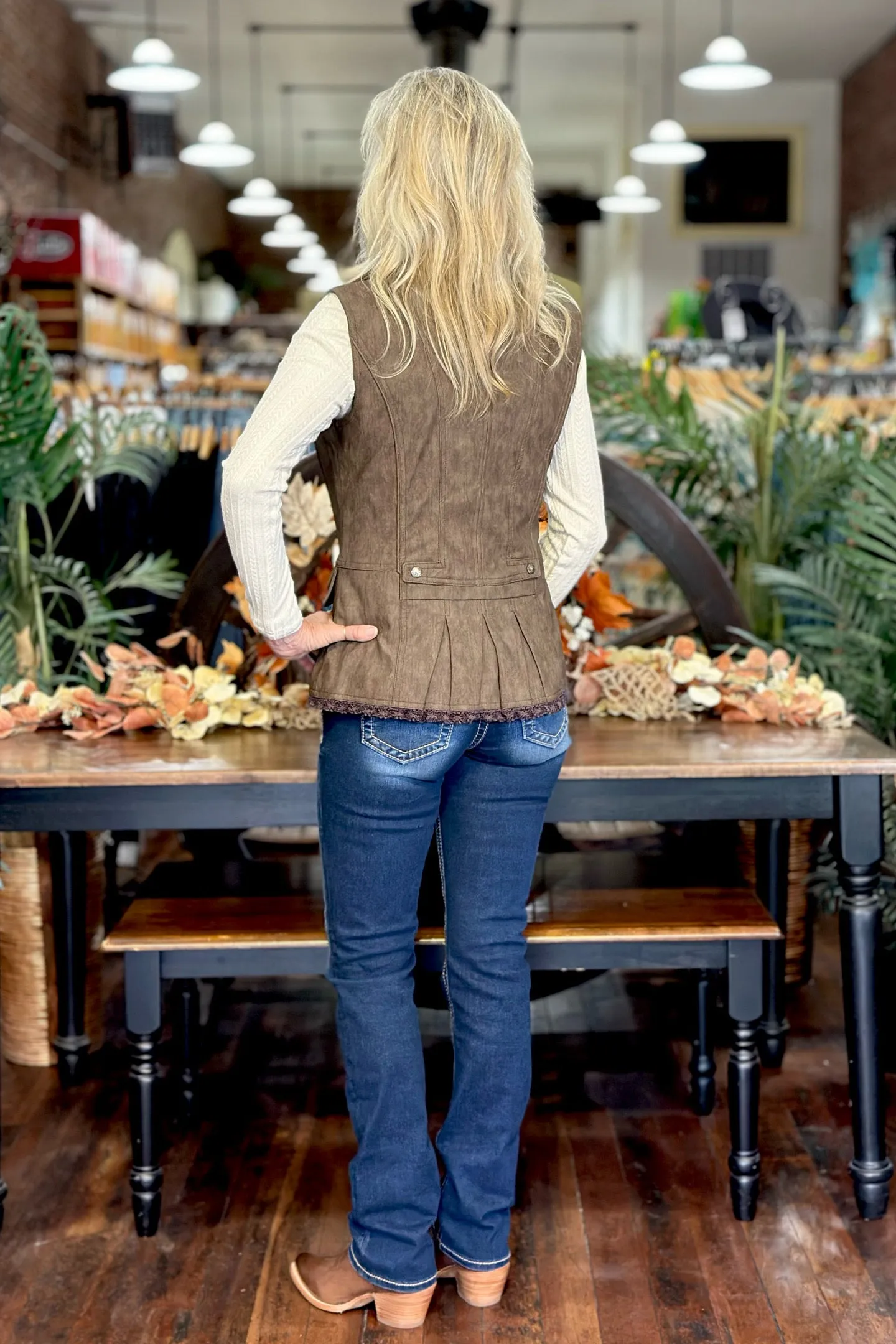 Kenzie Flap Pocket Mid Rise Straight Jean by Miss Me