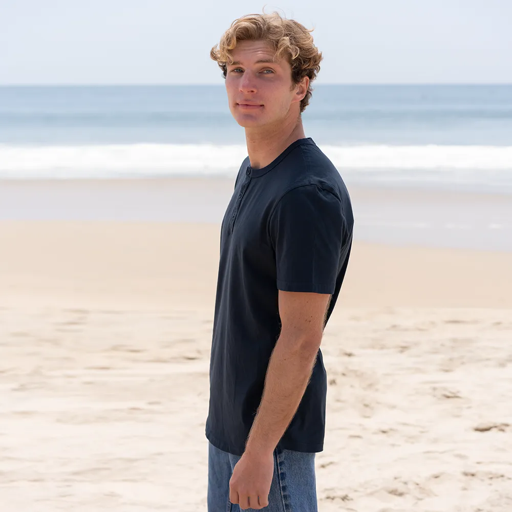 Mens Short Sleeve Henley Curved Hem